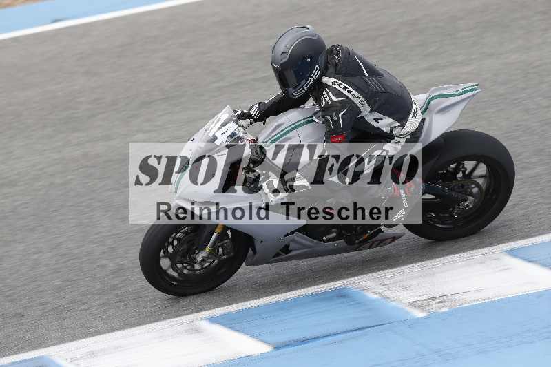 Archiv-2025/02 28.-31.01.2025 Moto Center Thun Jerez/gruen-green/414